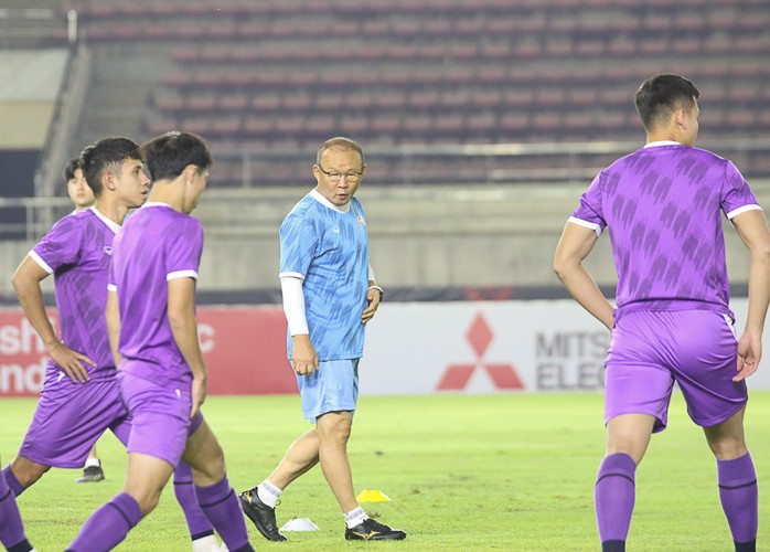 Việt Nam thắng Lào 6-0, khởi đầu hoàn hảo ở AFF Cup 2022 - Ảnh 4.