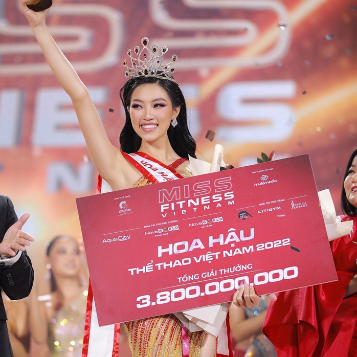 Huỳnh Thị Thanh Thủy khép lại kỷ lục 11 người đẹp lên ngôi Hoa hậu trong năm 2022 - Ảnh 9.