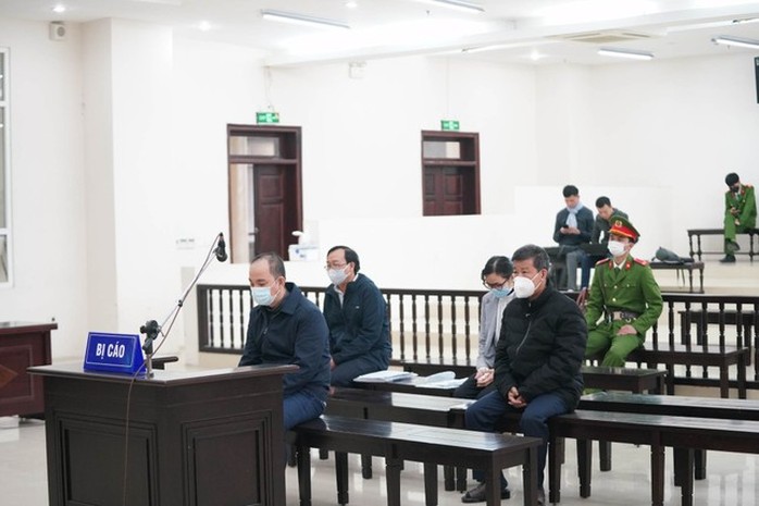 Nộp tiền khắc phục, cựu chủ tịch Bình Dương Trần Thanh Liêm xin giảm án - Ảnh 2.