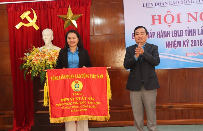 LĐLĐ Quảng Nam xếp nhất cụm thi đua Nam Trung Bộ - Tây Nguyên - Ảnh 4.