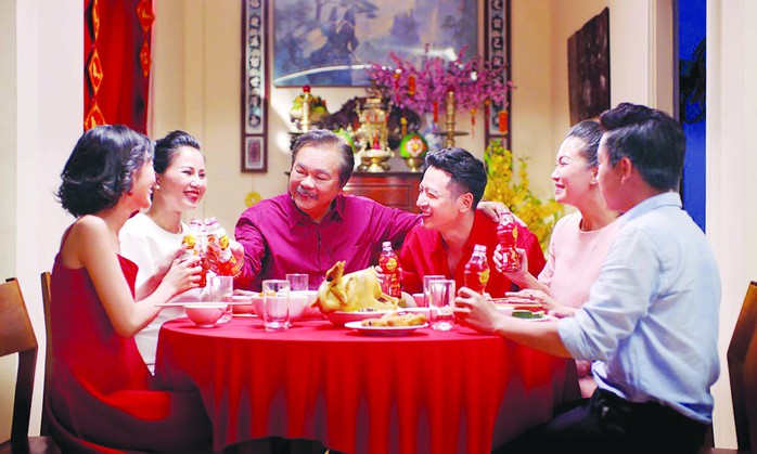 Người trẻ chọn quà gì cho gia đình ngày Tết? - Ảnh 2. Người trẻ chọn quà gì cho gia đình ngày Tết? - Ảnh 2.