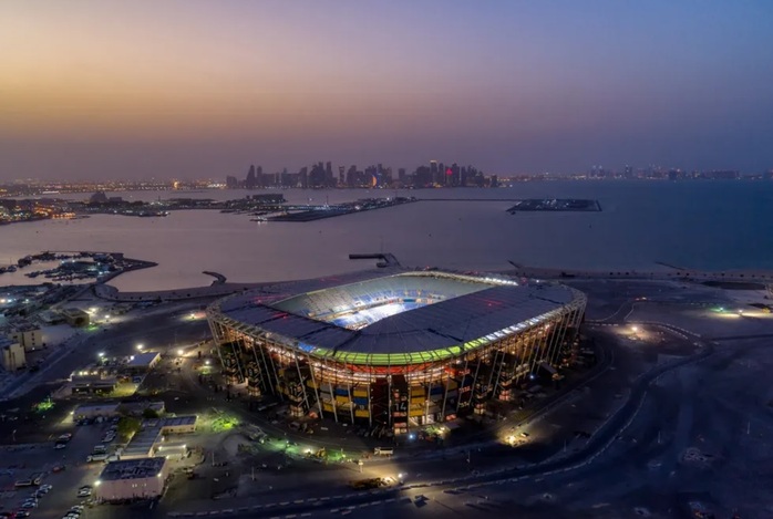 Sân vận động lạ lùng nhất ở Qatar - Ảnh 1.