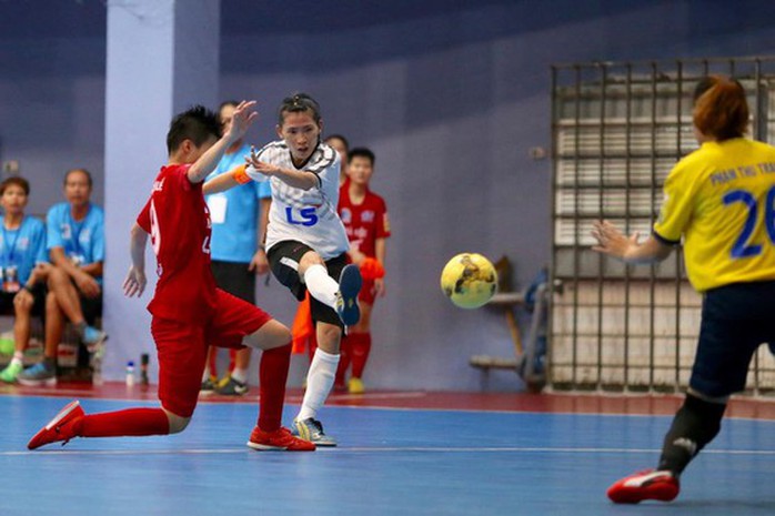 Việt Nam lần đầu tổ chức giải Futsal nữ vô địch quốc gia - Ảnh 1.