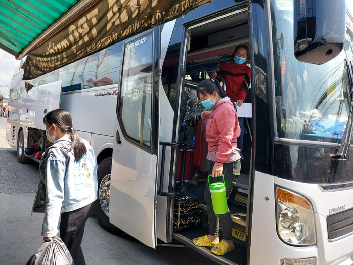 Tung chiêu thu hút lao động - Ảnh 1.