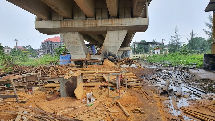 Mượn danh doanh nghiệp để đóng 4 chiếc thuyền du lịch trên sông Hương? - Ảnh 4.