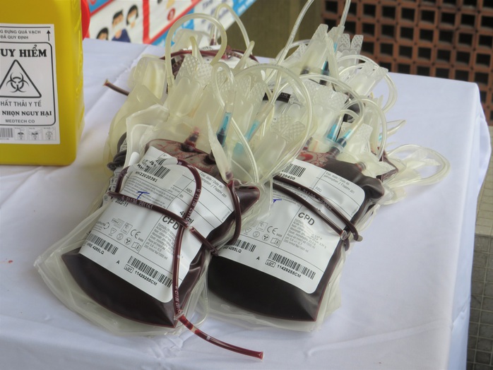 Y - bác sĩ mừng ngày thầy thuốc bằng cách hiến hơn 200 đơn vị máu tặng bệnh nhân - Ảnh 5.