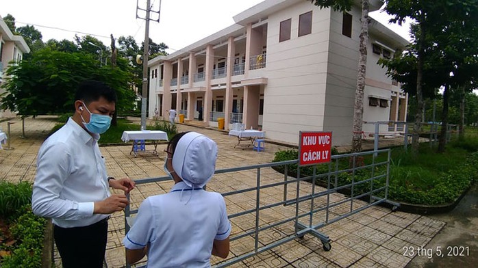 TRONG GIAN KHÓ, SÁNG NGỜI Y ĐỨC (*): Những vị tướng ở tuyến đầu - Ảnh 1. TRONG GIAN KHÓ, SÁNG NGỜI Y ĐỨC (*): Những vị tướng ở tuyến đầu - Ảnh 1.