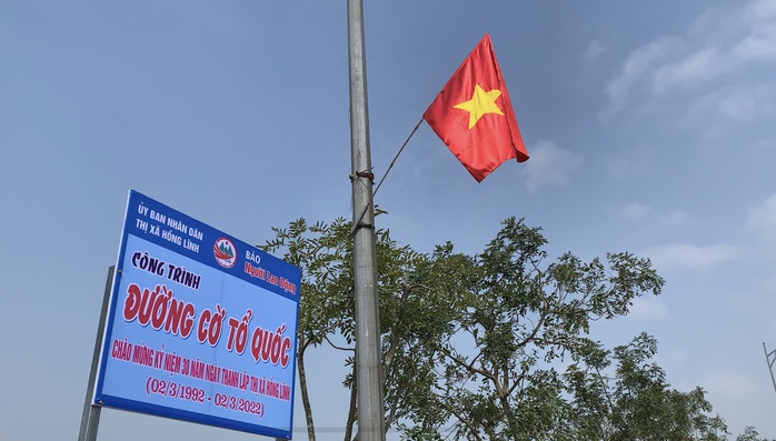 Khánh thành Đường cờ Tổ quốc tại thị xã Hồng Lĩnh - Ảnh 4.