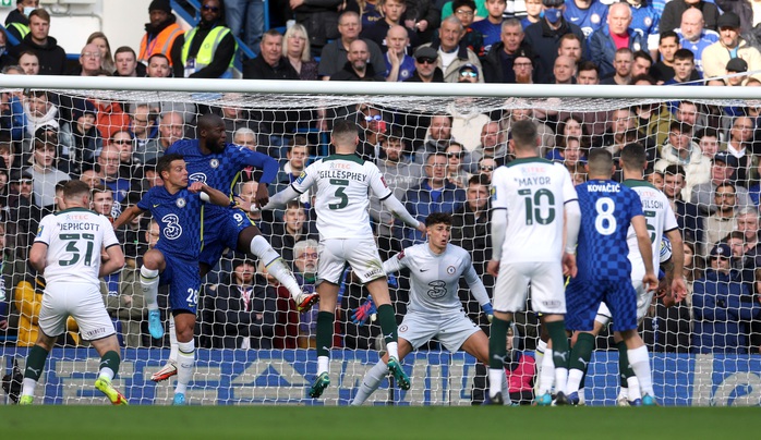 Chelsea suýt trắng tay trước tí hon Plymouth Argyle ở vòng 4 FA Cup - Ảnh 1.