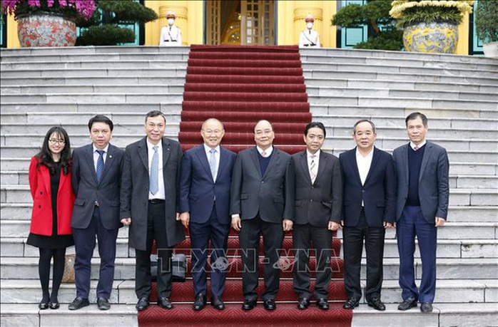 Chủ tịch nước Nguyễn Xuân Phúc tiếp Huấn luyện viên Park Hang-seo - Ảnh 5.