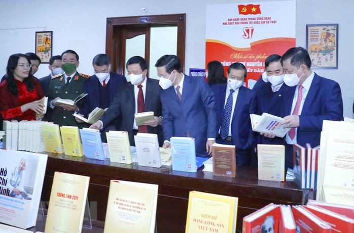 Ra mắt cuốn sách của Tổng Bí thư Nguyễn Phú Trọng - Ảnh 1.