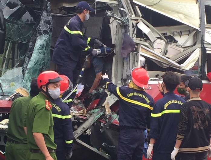 Vừa xảy ra vụ tai nạn chết người tại tỉnh Phú Yên - Ảnh 1.
