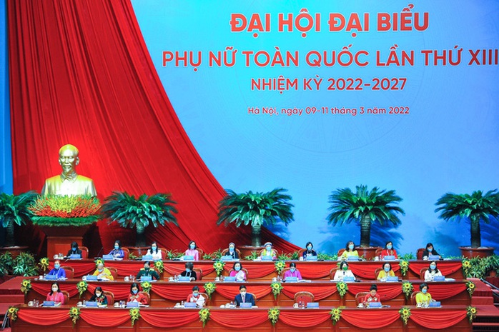 Thủ tướng Phạm Mịnh Chính: Phụ nữ Việt Nam luôn có những đóng góp, cống hiến to lớn - Ảnh 1.