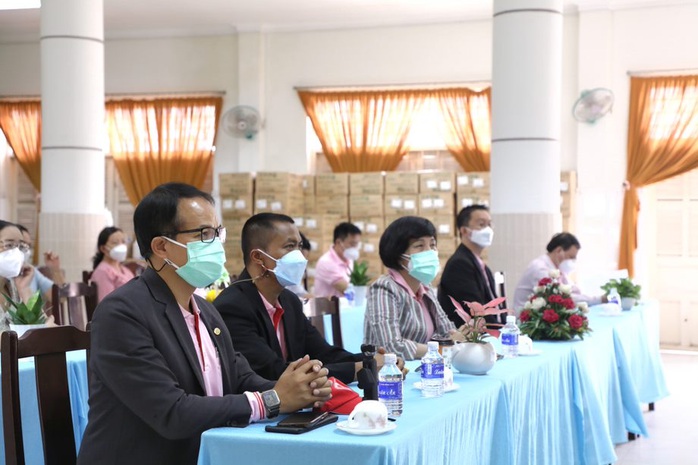 C.P. Việt Nam hỗ trợ trường học Bến Tre phòng chống dịch Covid-19 - Ảnh 1. C.P. Việt Nam hỗ trợ trường học Bến Tre phòng chống dịch Covid-19 - Ảnh 1.