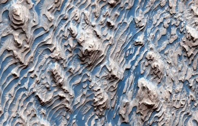 NASA chụp được nơi kỳ lạ ở Sao Hỏa: Vùng sự sống? - Ảnh 1.