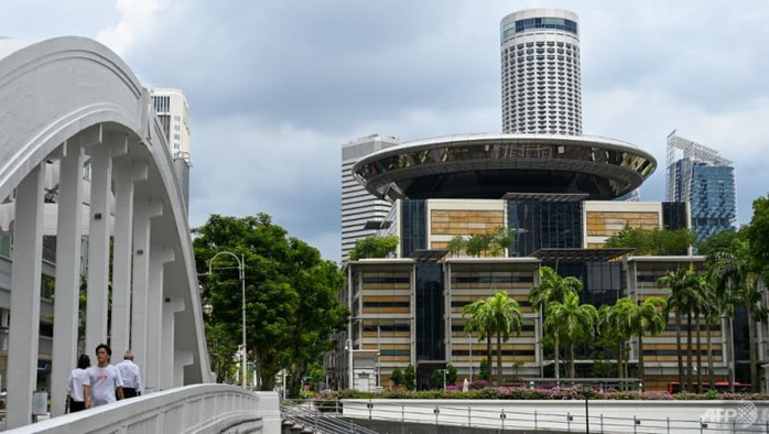 Bản án dành cho kẻ làm cha thú tính ở Singapore - Ảnh 1.