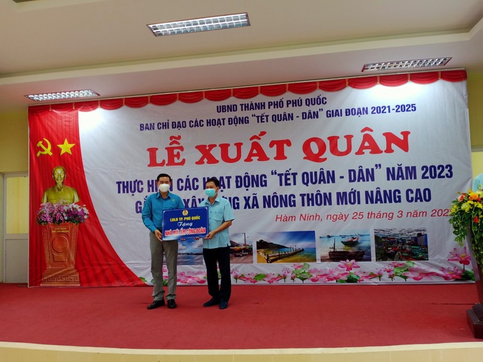 Nhiều hoạt động thắt chặt tình Quân – Dân ở Phú Quốc - Ảnh 3.