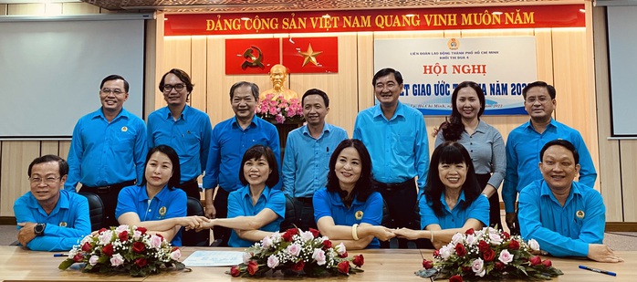 Khối thi đua 4 - Liên đoàn lao động TP HCM tổ chức hội nghị ký kết giao ước thi đua năm 2022 - Ảnh 1. Khối thi đua 4 - Liên đoàn lao động TP HCM tổ chức hội nghị ký kết giao ước thi đua năm 2022 - Ảnh 1.