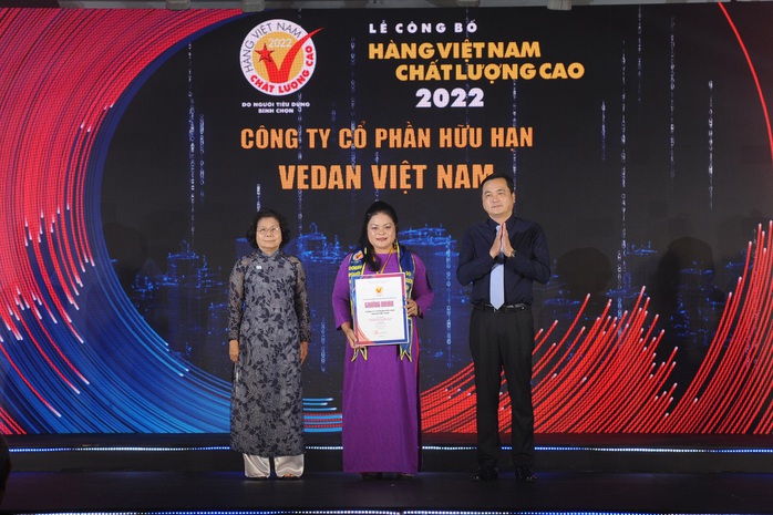 Vedan Việt Nam tiếp tục được vinh danh Hàng Việt Nam chất lượng cao năm 2022 - Ảnh 1. Vedan Việt Nam tiếp tục được vinh danh Hàng Việt Nam chất lượng cao năm 2022 - Ảnh 1.