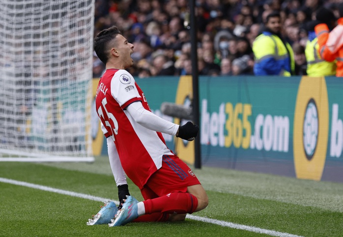 Bùng nổ ở Vicarage Road, Arsenal bay cao Top 4 Ngoại hạng Anh - Ảnh 6. Bùng nổ ở Vicarage Road, tỷ lệ kèo nhà cái 88 cao Top 4 Ngoại hạng Anh - Ảnh 6.