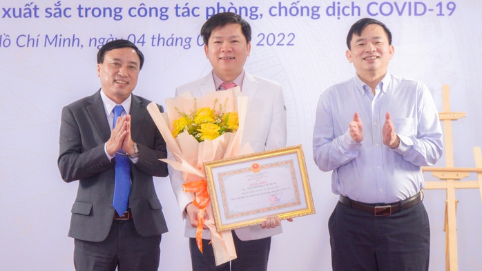 Bộ Y tế tặng bằng khen cho Bệnh viện JW về công tác phòng chống dịch Covid -19 - Ảnh 1.