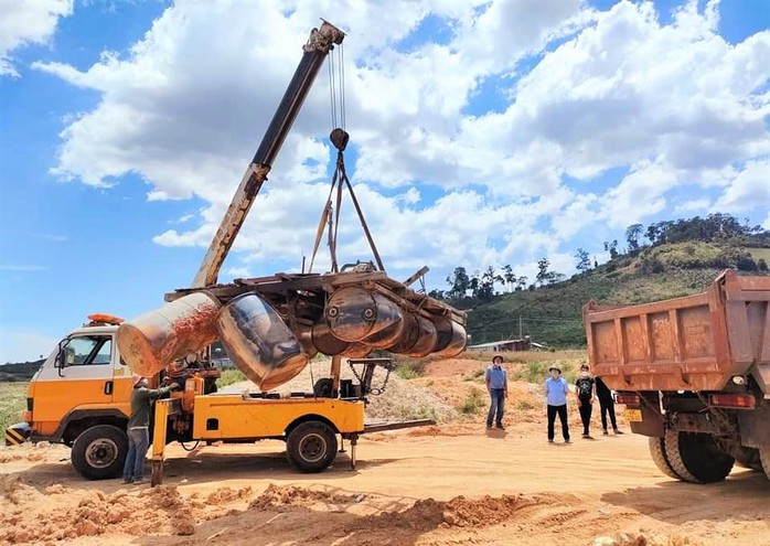 Sở Tài nguyên và Môi trường Lâm Đồng đề nghị kiểm tra, xử lý vụ cát tặc lộng hành hàng chục năm - Ảnh 2.