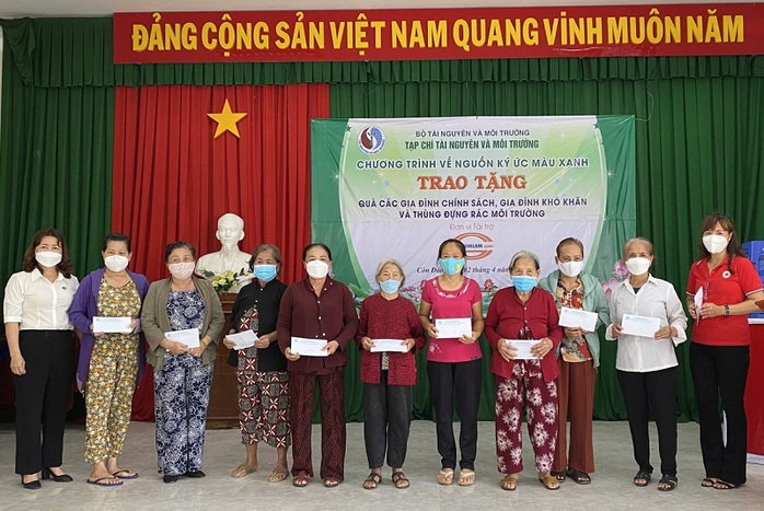 Him Lam Land chung tay bảo vệ môi trường và hỗ trợ các gia đình chính sách tại Côn Đảo - Ảnh 1. Him Lam Land chung tay bảo vệ môi trường và hỗ trợ các gia đình chính sách tại Côn Đảo - Ảnh 1.