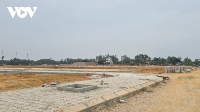 Vì sao bất động sản tiếp tục tăng giá “chóng mặt”? - Ảnh 1. Vì sao bất động sản tiếp tục tăng giá “chóng mặt”? - Ảnh 1.