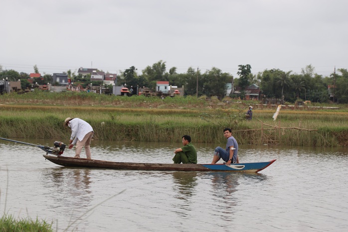 Người đàn ông chết trong thế bị trói: Phát hiện dây thừng trong túi quần - Ảnh 1.