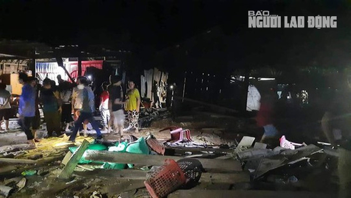 Tai nạn nghiêm trọng ở Quảng Bình làm 3 người chết, 3 người bị thương - Ảnh 2.