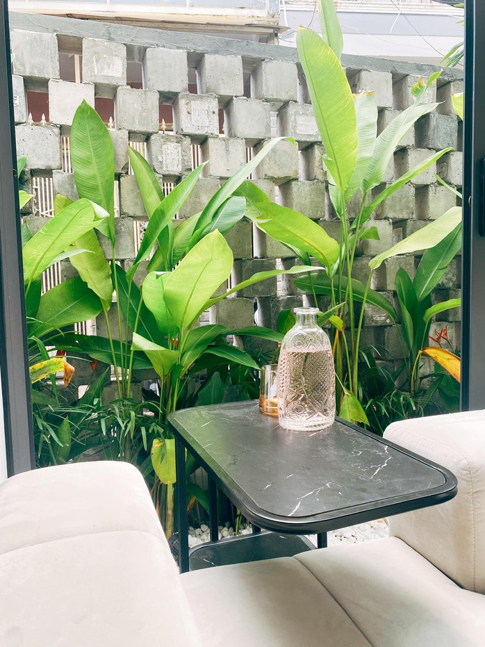 Ngôi nhà phố luôn trong lành nhờ được bọc bởi khu vườn nhỏ - Ảnh 25. Ngôi nhà phố luôn trong lành nhờ được bọc bởi khu vườn nhỏ - Ảnh 25.