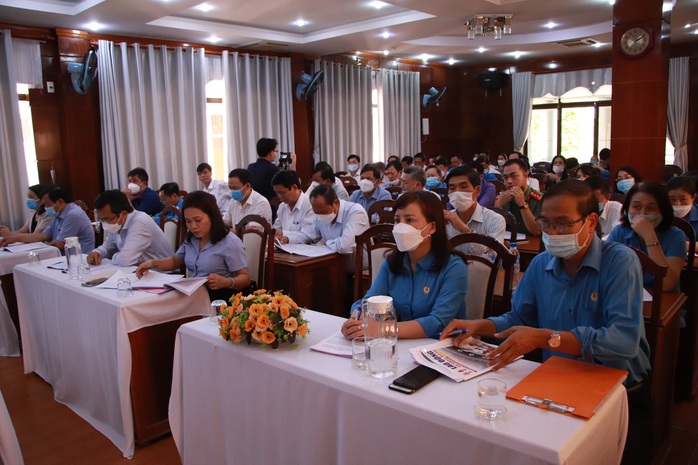Quảng Nam: Phấn đấu 85% đơn vị có tổ chức Công đoàn ký kết thỏa ước lao động tập thể - Ảnh 1.