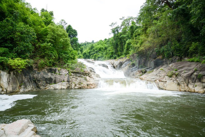 Đến Nha Trang tận hưởng biển xanh, khám phá đại ngàn - Ảnh 3. Đến Nha Trang tận hưởng biển xanh, khám phá đại ngàn - Ảnh 3.