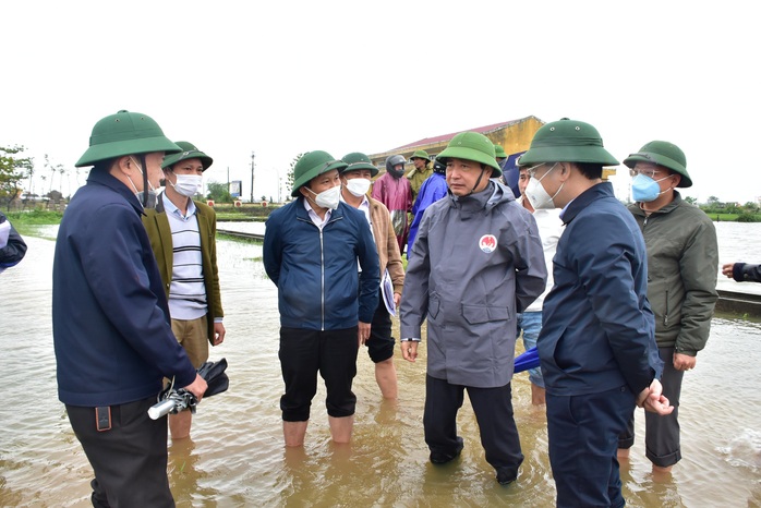 Tổng Cục phòng chống thiên tai kiểm tra thiệt hại mưa lũ ở miền Trung - Ảnh 5.