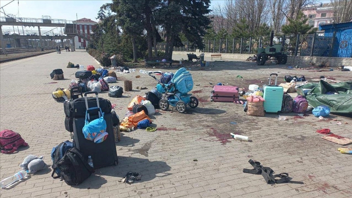 Bị cáo buộc tấn công ga xe lửa giết 39 người ở Ukraine, Nga lên tiếng - Ảnh 2.