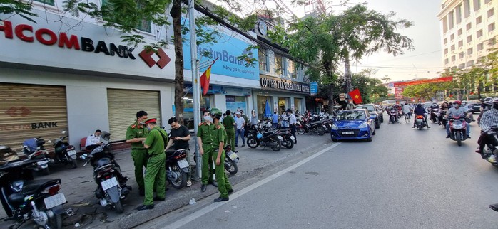 Quá trình truy bắt nghi phạm dùng súng cướp ngân hàng ở Hải Phòng - Ảnh 2.