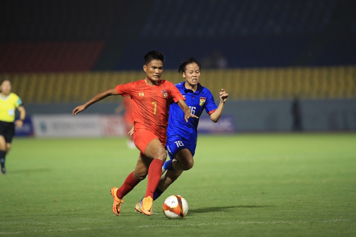 Thái Lan, Myanmar chia nhau vị trí đầu bảng B môn bóng đá nữ SEA Games 31 - Ảnh 2.