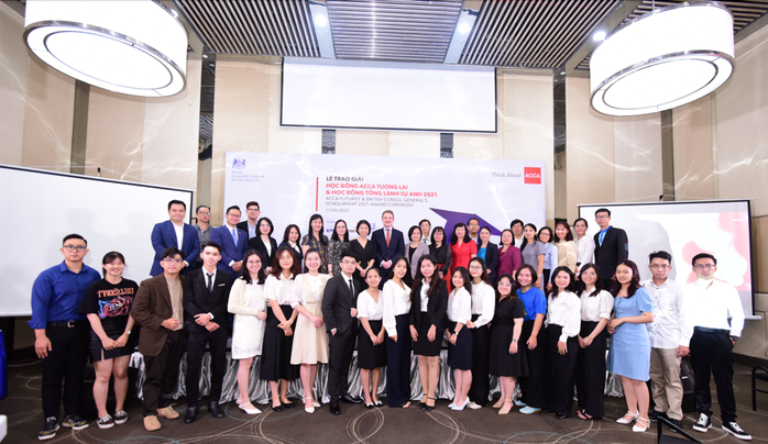 Trao học bổng ACCA Futurist 2022 cho sinh viên ngành tài chính - kế toán - Ảnh 1. Trao học bổng ACCA Futurist 2022 cho sinh viên ngành tài chính - kế toán - Ảnh 1.