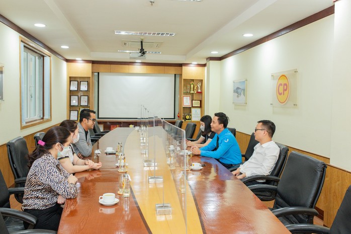 C.P. Việt Nam hỗ trợ thực phẩm cho tình nguyện viên tại SEA Games 31 - Ảnh 2.