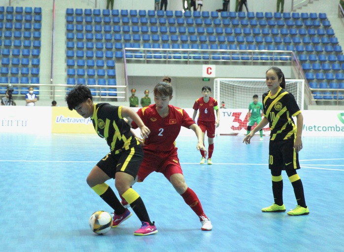 Thắng đậm Malaysia, Futsal nữ Việt Nam nhiều cơ hội đoạt HCV SEA Games 31 - Ảnh 3.