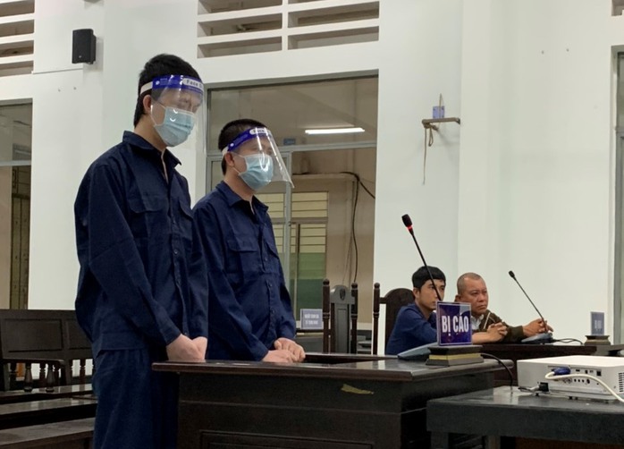 Tuyên án 2 anh em đánh nhân viên trạm BOT Ninh Xuân - Ảnh 1.