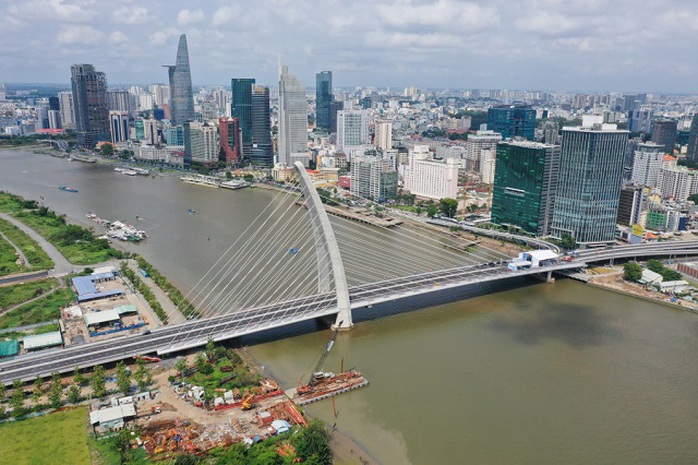 Phát triển hạ tầng đẩy giá đất tăng vọt - Ảnh 1. Phát triển hạ tầng đẩy giá đất tăng vọt - Ảnh 1.