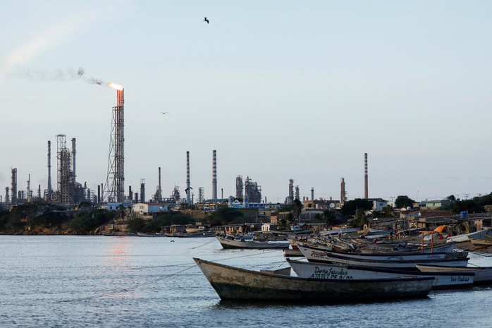 Iran và Venezuela bắt tay hồi sinh trung tâm lọc dầu hàng đầu thế giới - Ảnh 1.