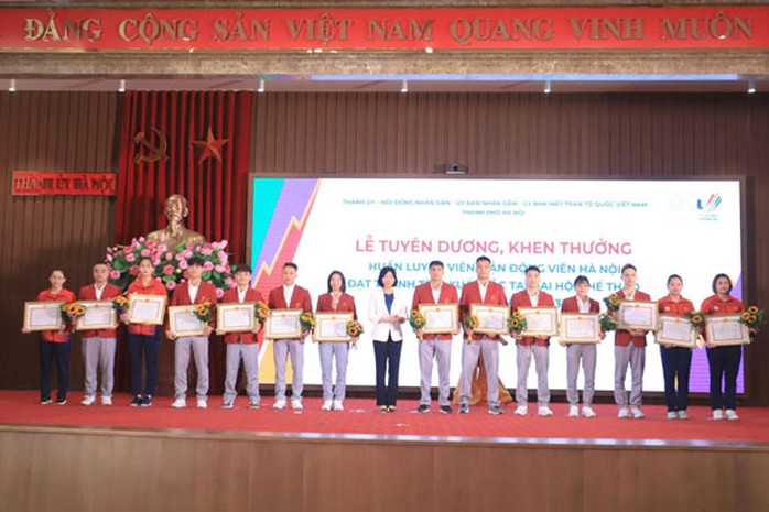 Thể thao Hà Nội nhận thưởng SEA Games hơn 17 tỉ đồng - Ảnh 1.