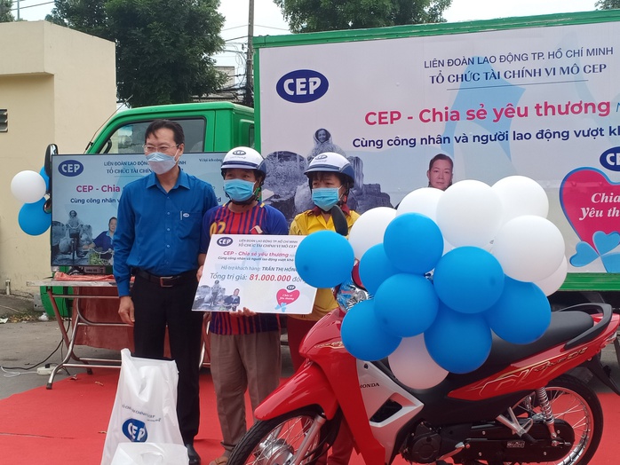 CEP dành 14,5 tỉ đồng chăm lo, hỗ trợ người lao động khó khăn - Ảnh 1.