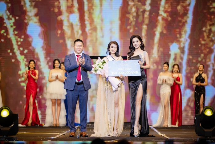 Hoa hậu Indonesia, Jennifer Phạm... rạng rỡ trong Gala mừng thành công SEA Games 31 - Ảnh 5.