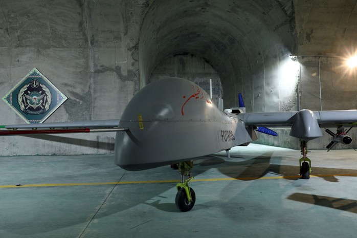 Tiết lộ căn cứ mật chứa phi đội UAV hùng hậu của Iran - Ảnh 1.