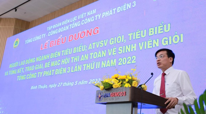 EVNGENCO3 khen thưởng 43 người lao động tiêu biểu và 20 an toàn vệ sinh viên giỏi - Ảnh 2. EVNGENCO3 khen thưởng 43 người lao động tiêu biểu và 20 an toàn vệ sinh viên giỏi - Ảnh 2.