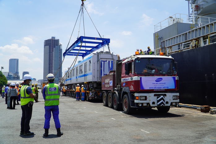 Các hình ảnh đoàn tàu metro số 1 cập cảng Khánh Hội, TP HCM - Ảnh 10.