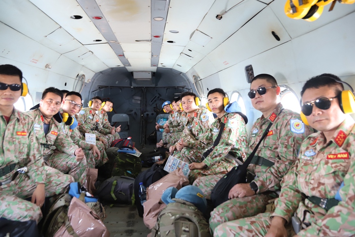 Đoàn tiền trạm Đội Công binh mũ nồi xanh Việt Nam triển khai thành công - Ảnh 1.